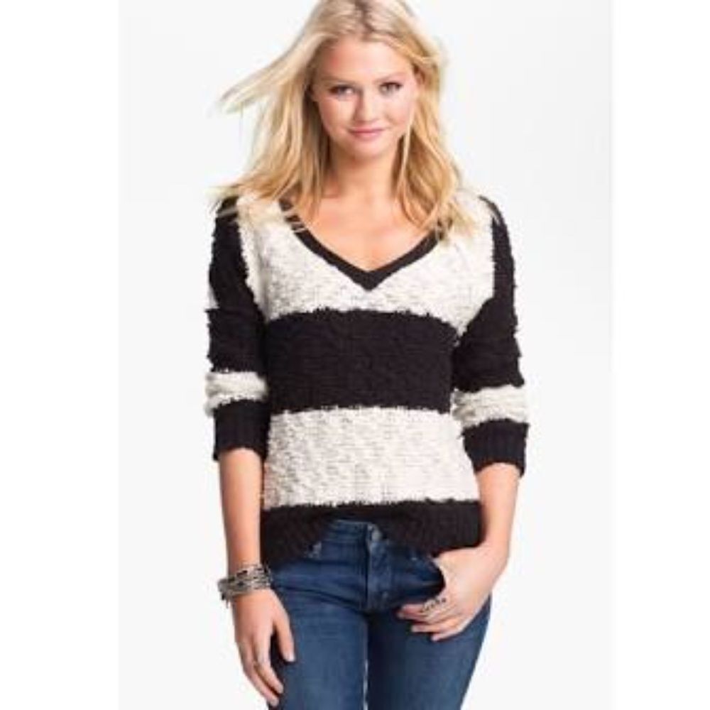 Free People Songbird Boucle Sweater Size S